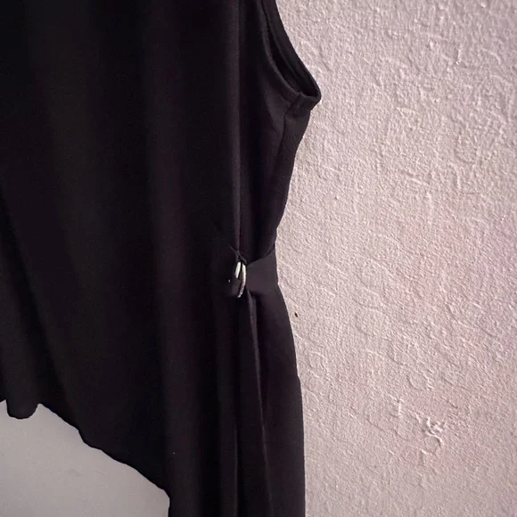 Monteau Asymmetrical Black Tank Top - Picture 2 of 4